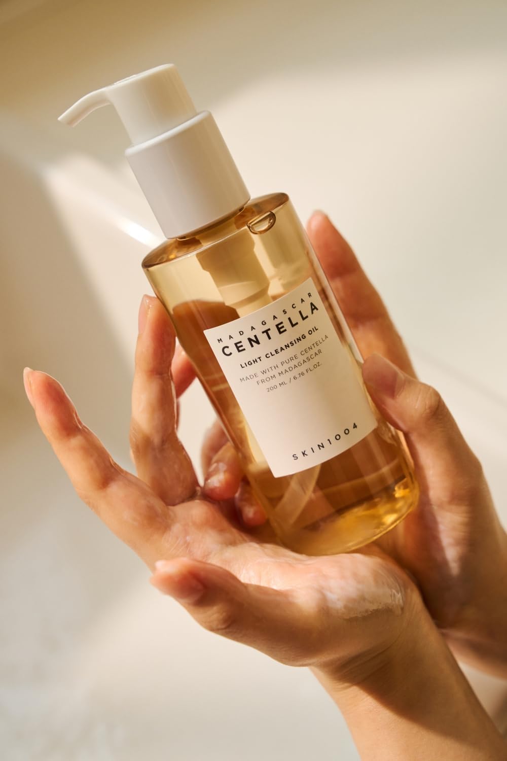 Centella Light Cleansing Oil